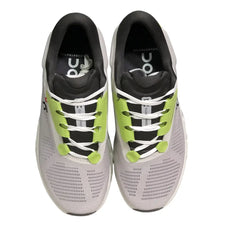Women's On Cloudstratus 3 Pearl White/Ivory White